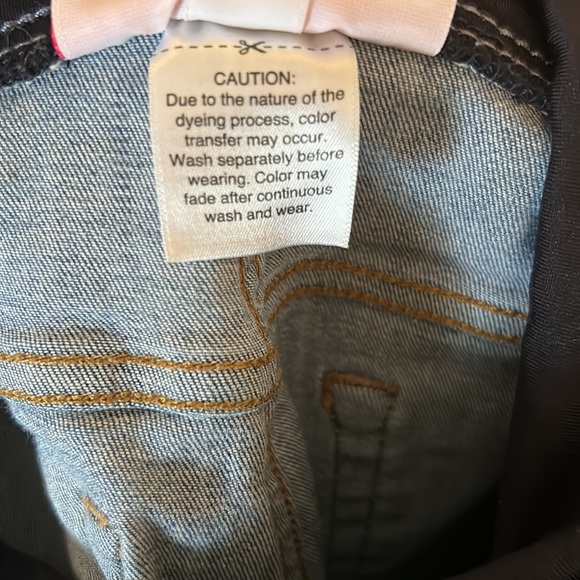 Isabel Maternity Distressed Jean Denim Shorts - Picture 4 of 4